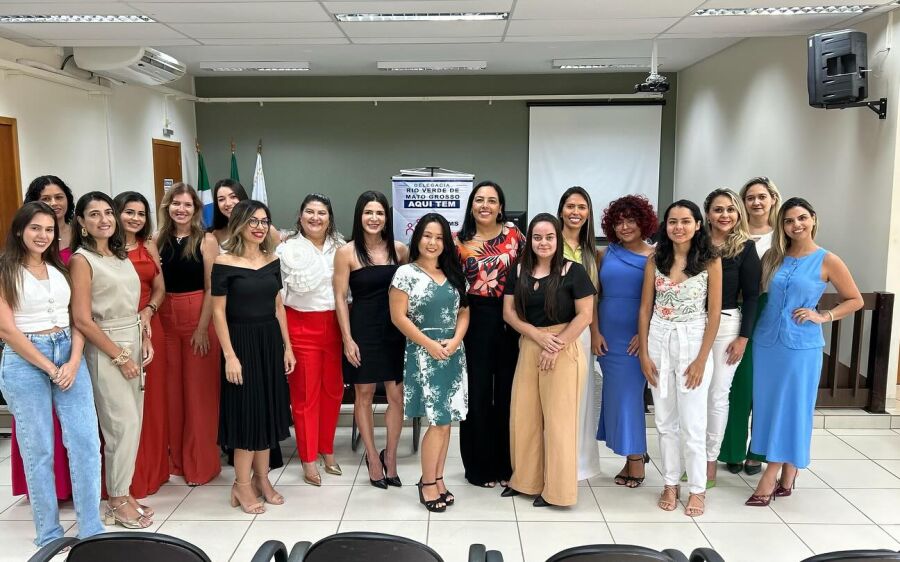 OAB e CAAMS homenageiam mulheres  na comarca do Fórum de Rio Verde