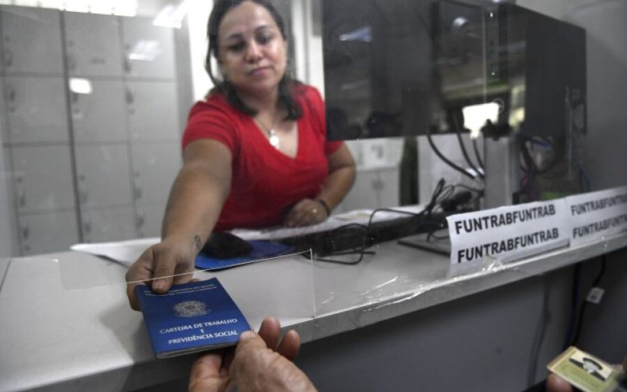 MS possui 4,3 mil vagas de emprego em vários setores da economia