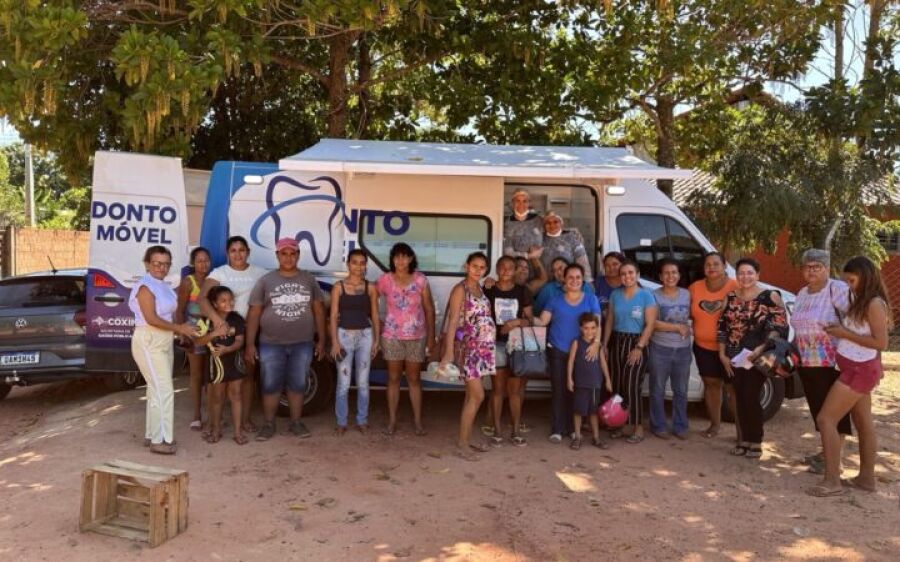 Com Unidade Móvel, Prefeitura oferece Saúde Bucal e ação Social no Nova Coxim