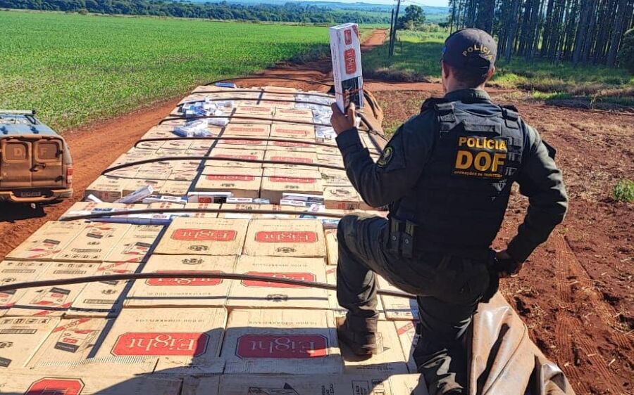 Homem é preso com carga milionária de cigarros ilegais na MS-384