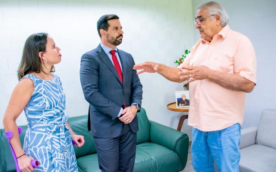 Presidente do TCE recebe  Defensores Públicos de MS