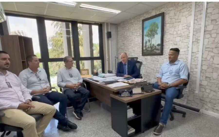 Vereadores são recebidos no gabinete do deputado Junior Mochi
