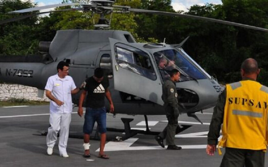 Picado por cobra, homem é resgatado por helicóptero da Marinha no Pantanal