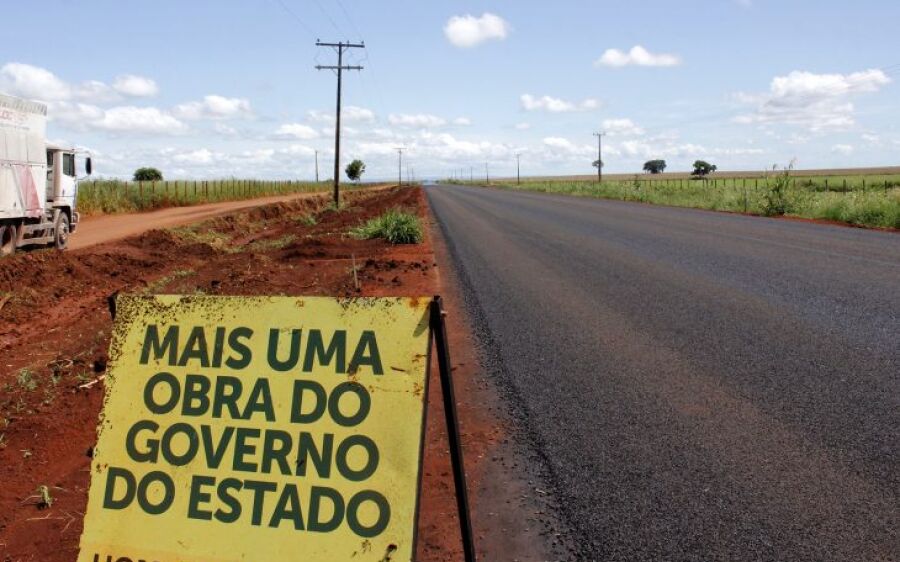 Governo de MS lança e homologa licitação para obras de infraestrutura em cinco municípios