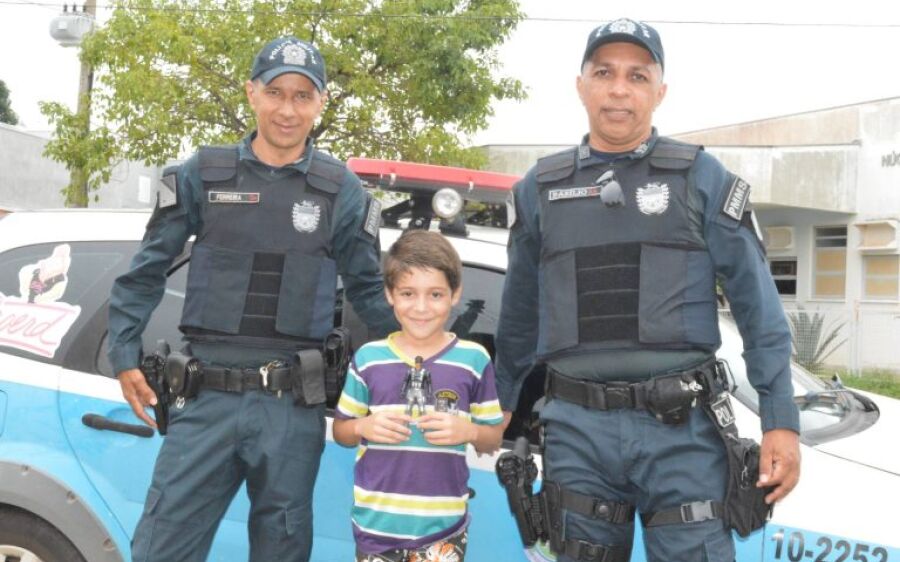 Polícia Militar realiza surpresa para fã mirim da PM em Coxim
