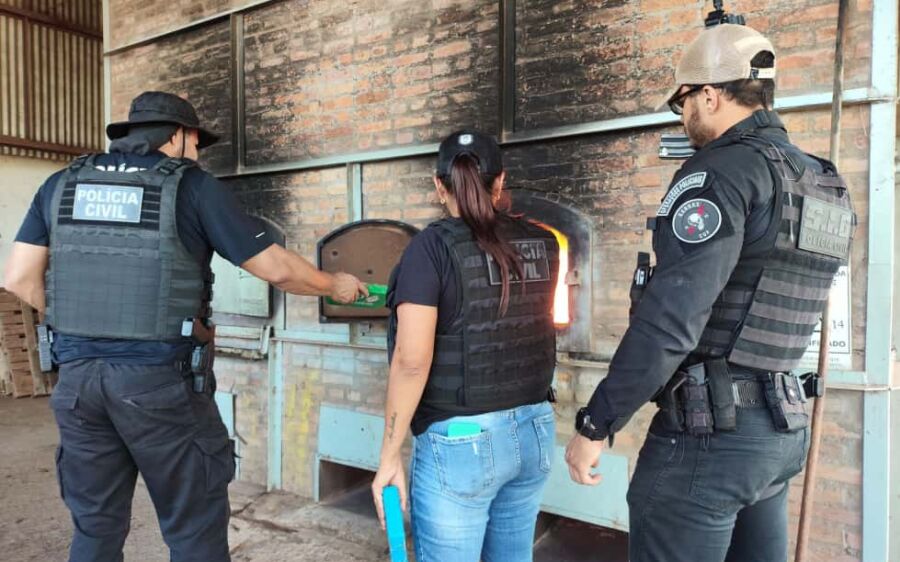 Polícia Civil incinera droga avaliada em mais de R$ 2 milhões, em Amambai
