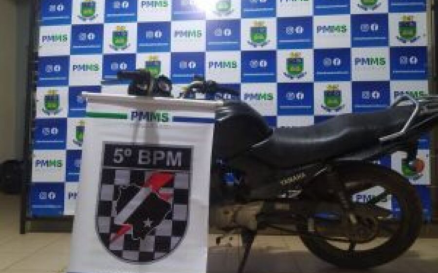 Polícia Militar recupera motocicleta furtada e prende autores em Coxim