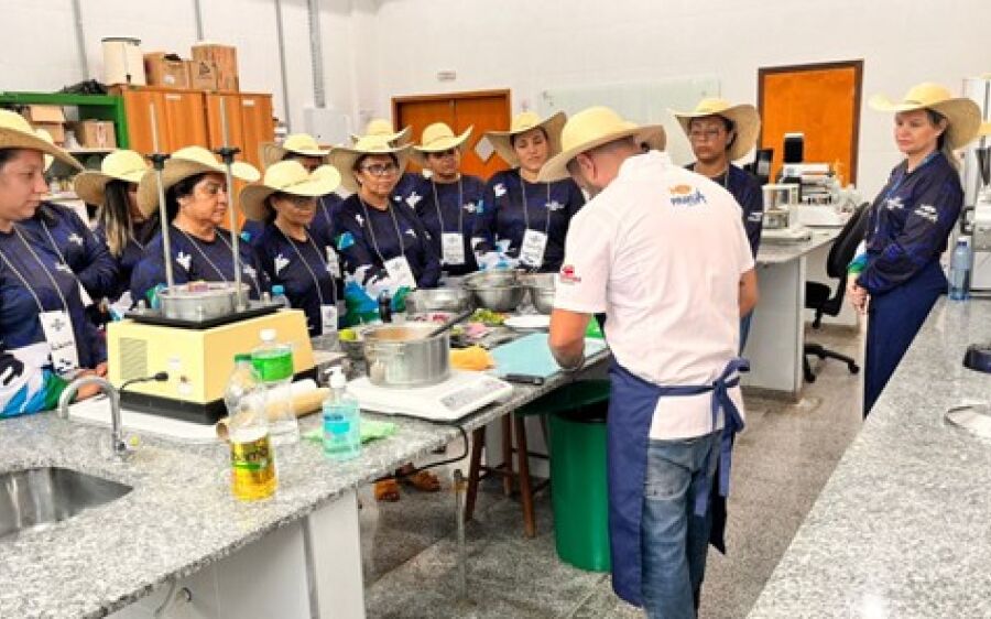 Empreendedoras de Coxim  aprimoram técnicas  gastronômicas para fisgar turistas