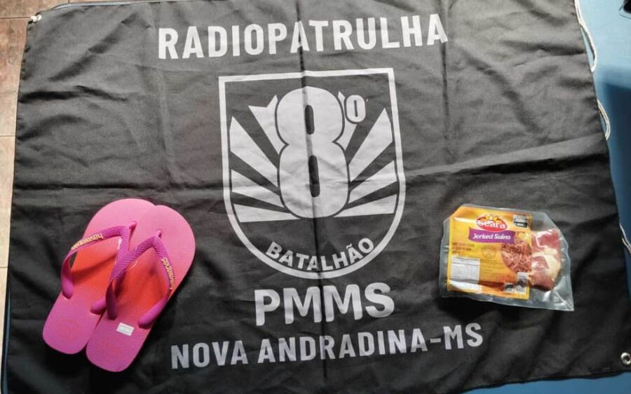 Idosa é presa por furtar par de chinelos e 400 gramas de carne suína