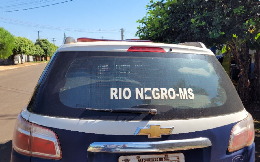 Homem é preso após agredir a companheira em Rio Negro