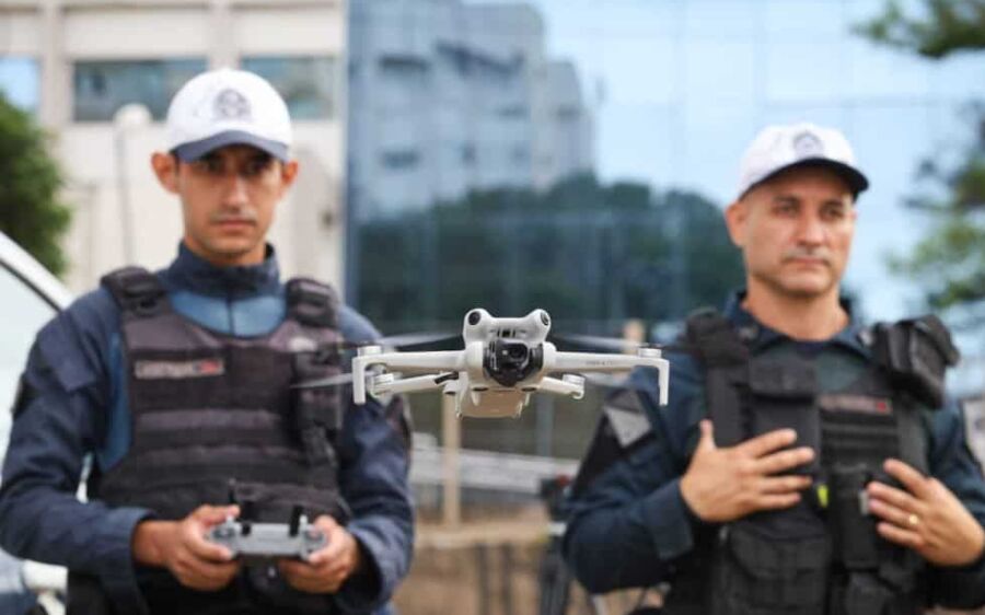 Em primeiro dia de fiscalização, drones registram vinte infrações de trânsito