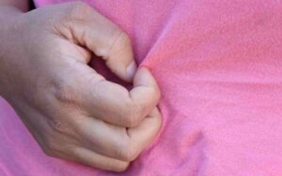 Adolescente é estuprada pelo irmão e ameaçada de morte pelo pai em MS 