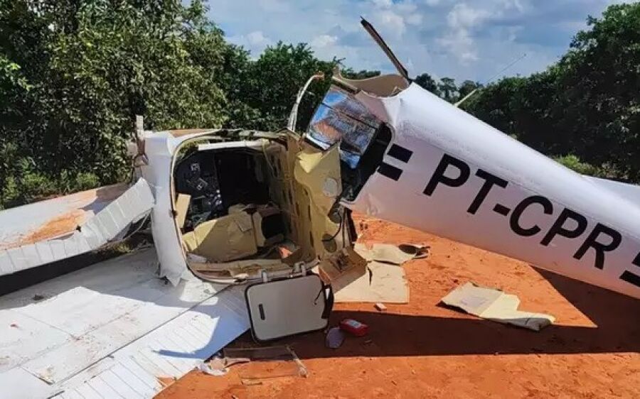 Avião interceptado pela FAB carregava 565 quilos de cocaína