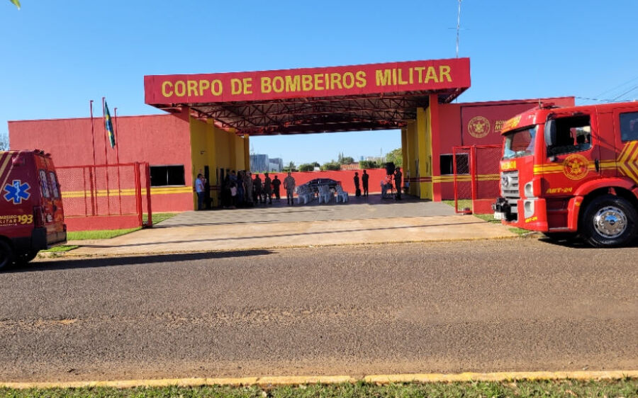 Visita ao Corpo de Bombeiros de São Gabriel do Oeste Celebra o Abril Azul em apoio ao Autismo e TDAH