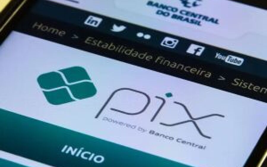 Idosa faz sete transferências e perde mais de R$ 14 mil no golpe do Pix