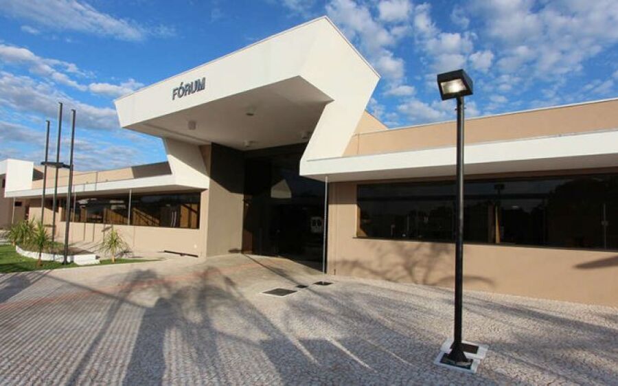 Homem que matou estuprador da enteada é absolvido, em Coxim