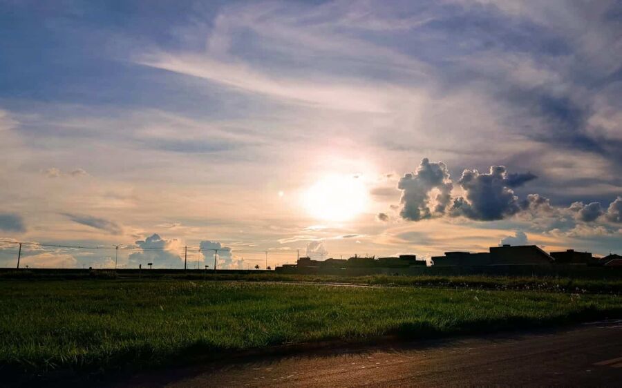 Com tempo estável, terça-feira tem previsão de sol e baixa umidade relativa do ar