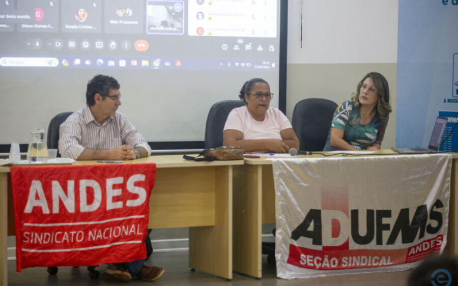 Professores da UFMS embarcam na greve geral da categoria em 1° de Maio