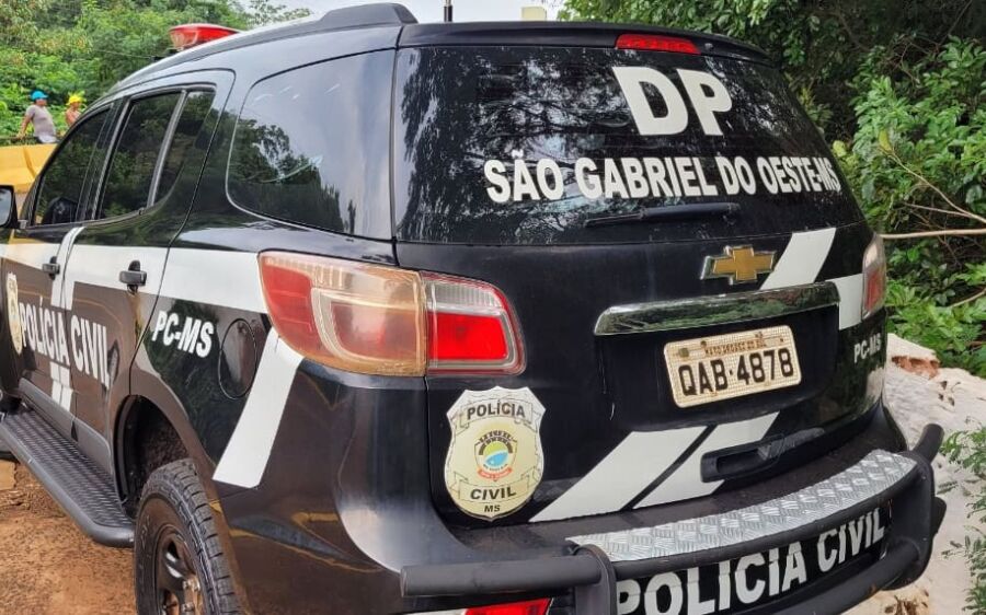 Corpo carbonizado é encontrado em estrada vicinal de São Gabriel do Oeste