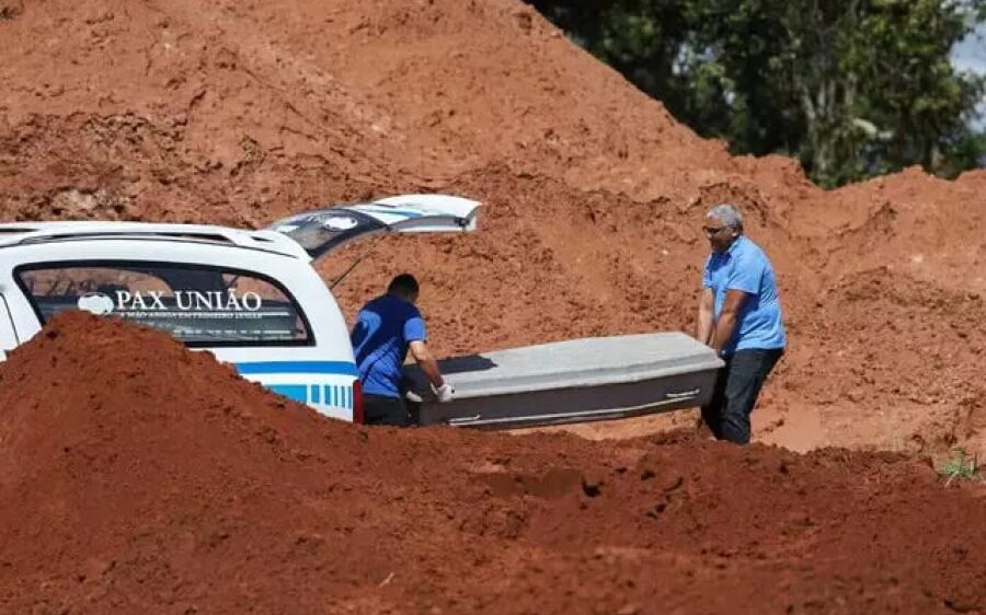 Corpo é encontrado em obra de condomínio