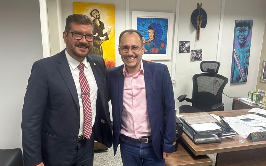 Pedro Kemp envia emendas de R$ 140 mil que vão garantir veículo para o transporte de pacientes 
