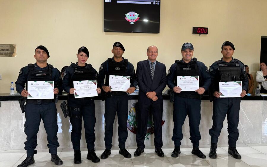 Policiais Militares  recebem monção honrosa em Rio Verde de MT/MS