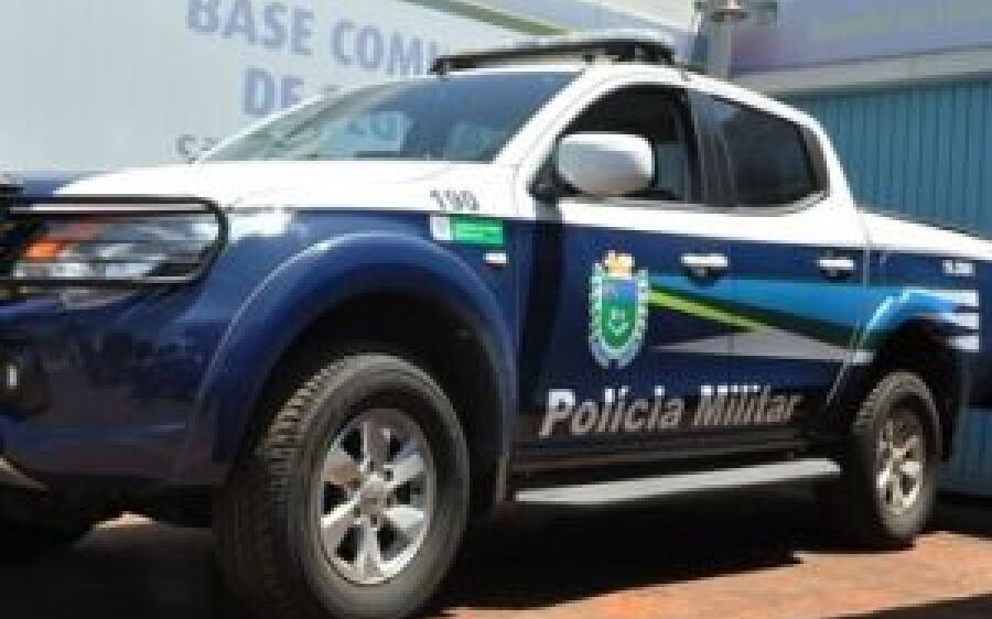 Marido tenta incendiar casa com esposa e filhos dentro em MS