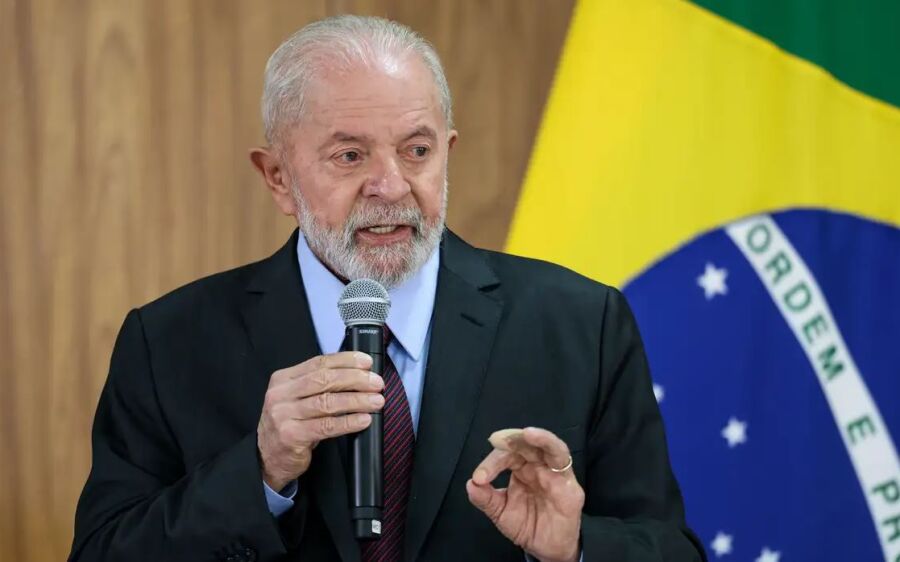 Lula adia viagem ao Chile em razão da crise no Rio Grande do Sul