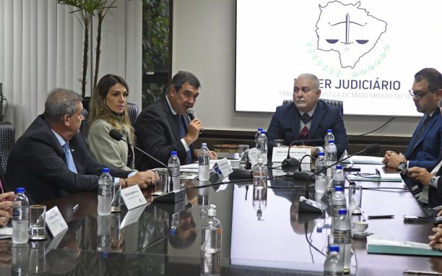 Governo do Estado, Justiça e municípios assinam termo para extinção de execuções fiscais
