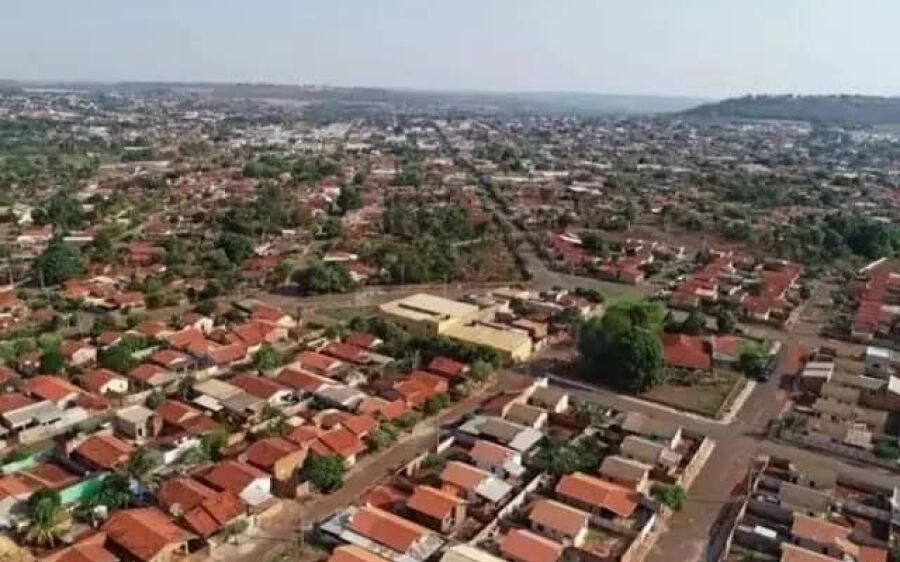 Menino de 3 anos morre engasgado com bolo em creche