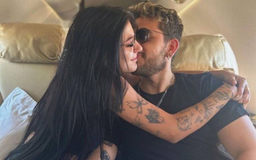 Entre idas e vindas, Ana Castela e Gustavo Mioto comemoram aniversário de namoro