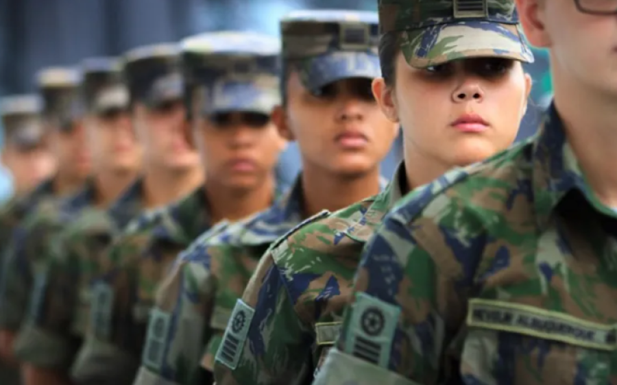 Em 2025, Forças  Armadas vão permitir alistamento militar feminino pela 1ª vez