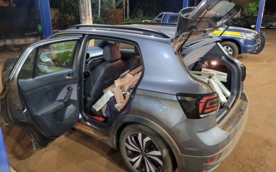 Homem tenta fugir da PRF mas acaba preso com 256 quilos de maconha na BR-163