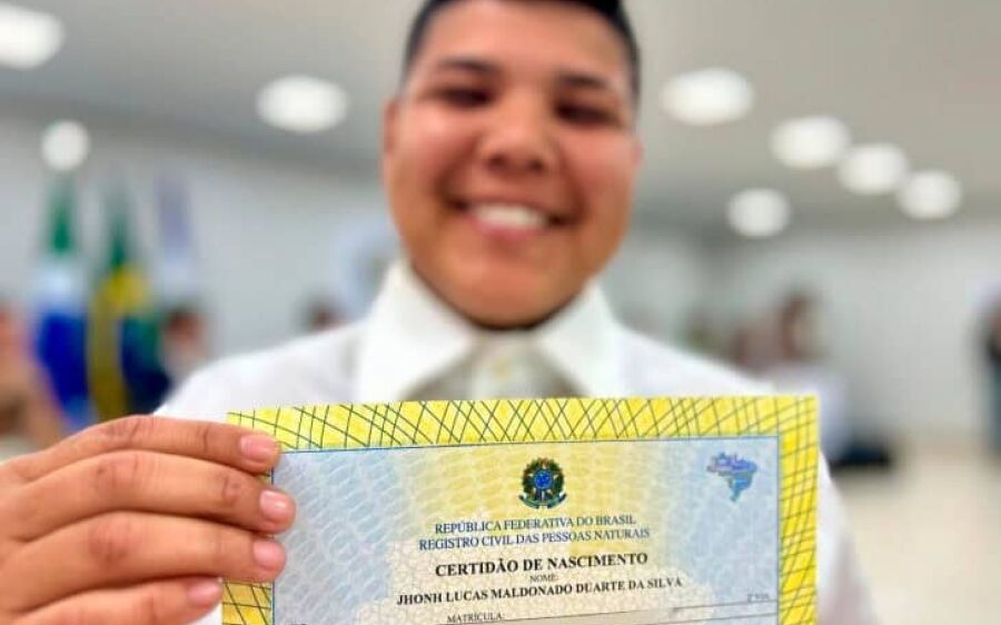 Certidão de nascimento garante cidadania, direitos e renascimento de novas histórias