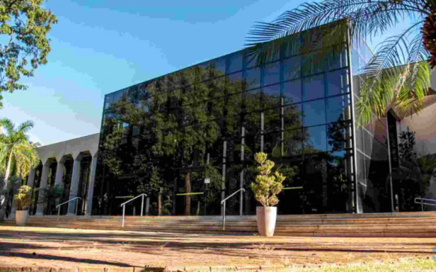 TCE aponta irregularidades e suspende licitação de R$ 49 milhões de Consórcio