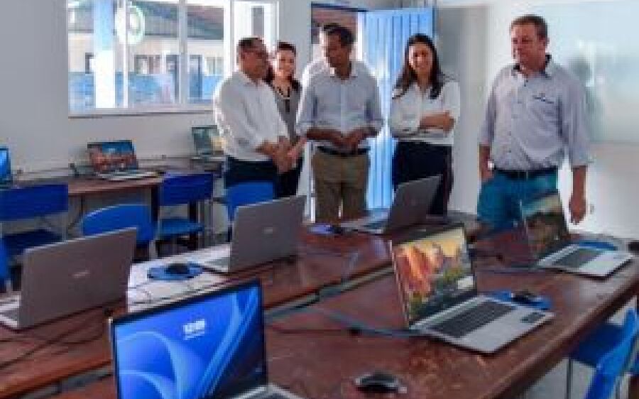 TCE-MS conhece caso de sucesso de Alcinópolis em prol da primeira infância