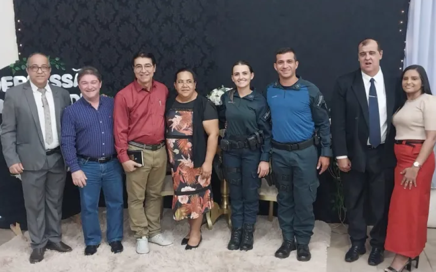Polícia Militar realiza palestra sobre violência doméstica em igreja de Coxim