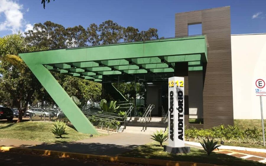 Detran-MS traz especialistas em sinalização viária para encontro com agências municipais de trânsito