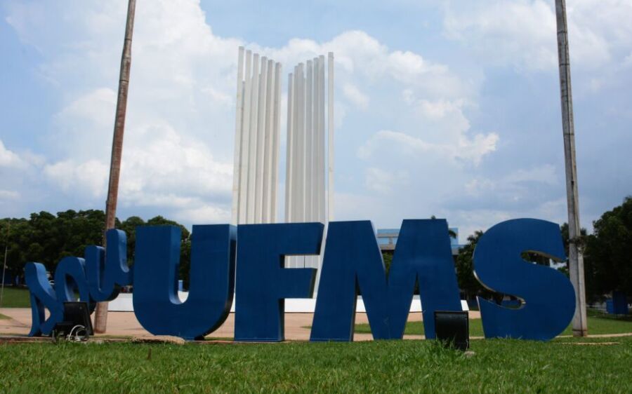 Greve da UFMS acaba, mas a preocupação dos alunos não !