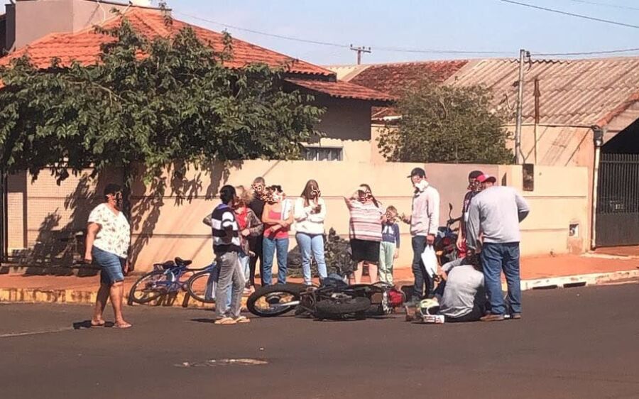 As vítimas incluem a gestante e seu marido, ambos com 29 anos, e o outro motociclista, de 35 anos.