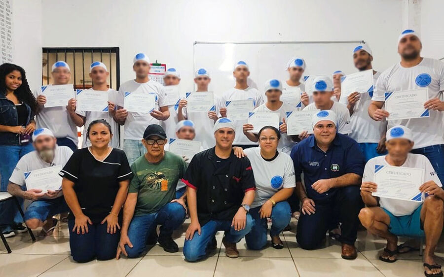 Presídio de Coxim recebe ação do projeto “Alimentação Segura, Qualificação sem Barreiras”