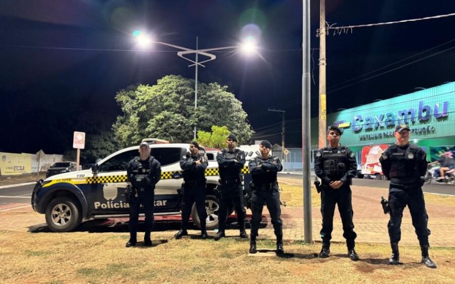 Polícia Militar realiza blitz e abordagens em Coxim