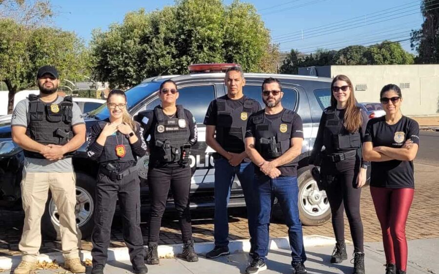 Polícia Civil realiza ações de conscientização contra a violência doméstica, em Coxim