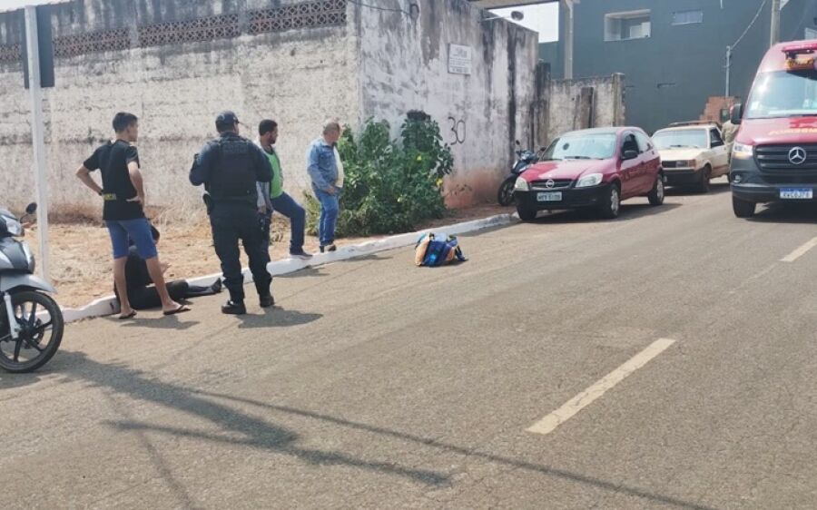 Idoso de 76 anos é atropelado por motocicleta em avenida de Coxim