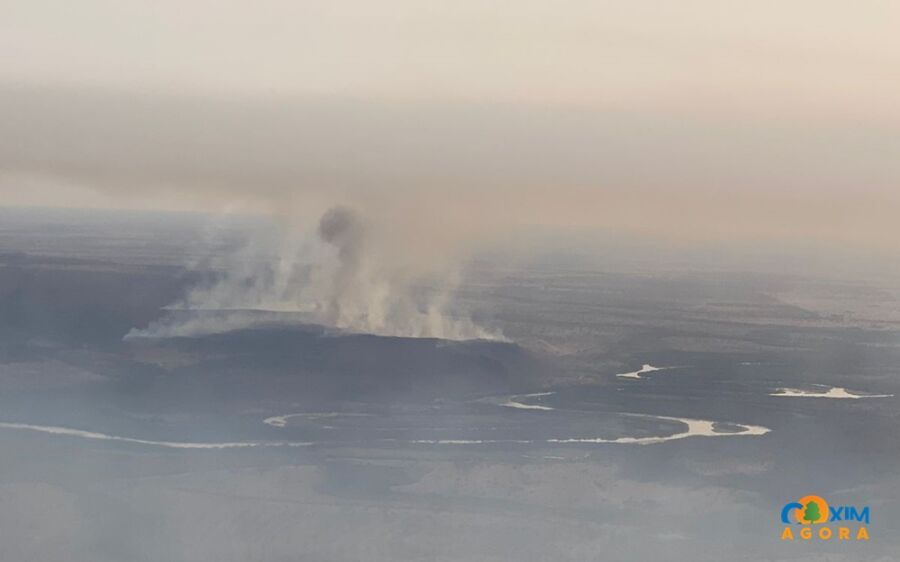 Sem previsão de chuva, imagens revelam persistência de focos de incêndio na região de Coxim