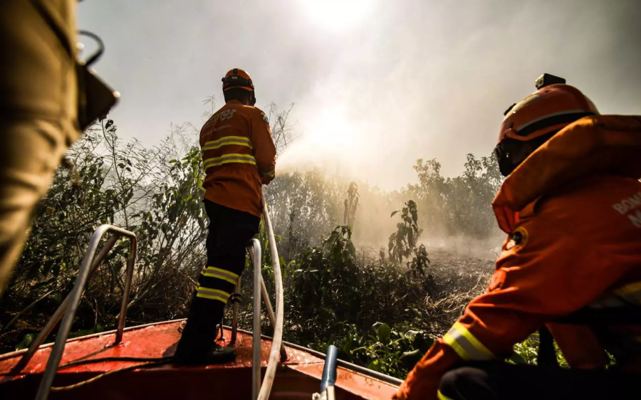 Apesar de frente fria, focos de incêndio não dão trégua e mobilizam bombeiros em regiões de MS