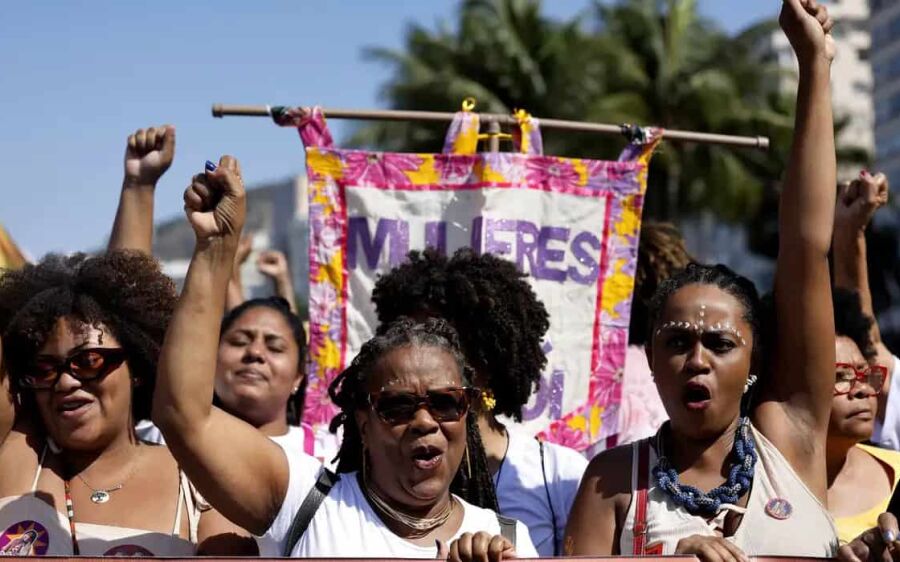 Currículos escolares vão destacar feitos das mulheres para a sociedade