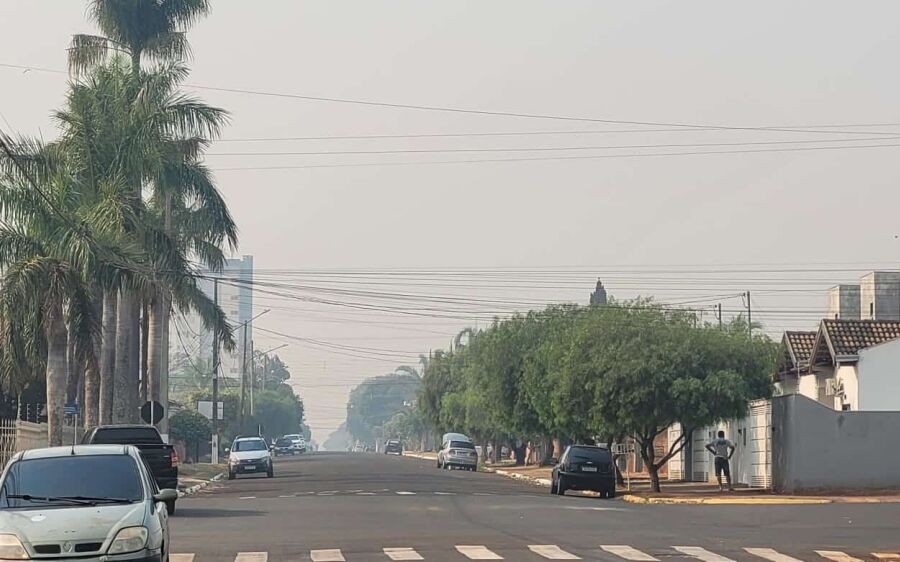 Altas temperaturas, tempo seco e fumaça: condições apresentam risco à saúde e exigem cuidados