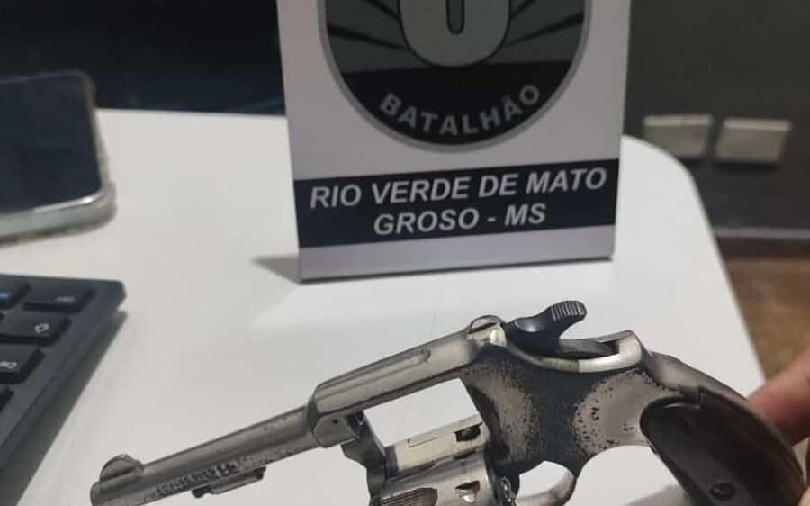 Revólver é apreendido após disparos em evento na colônia Paredes, em Rio Verde