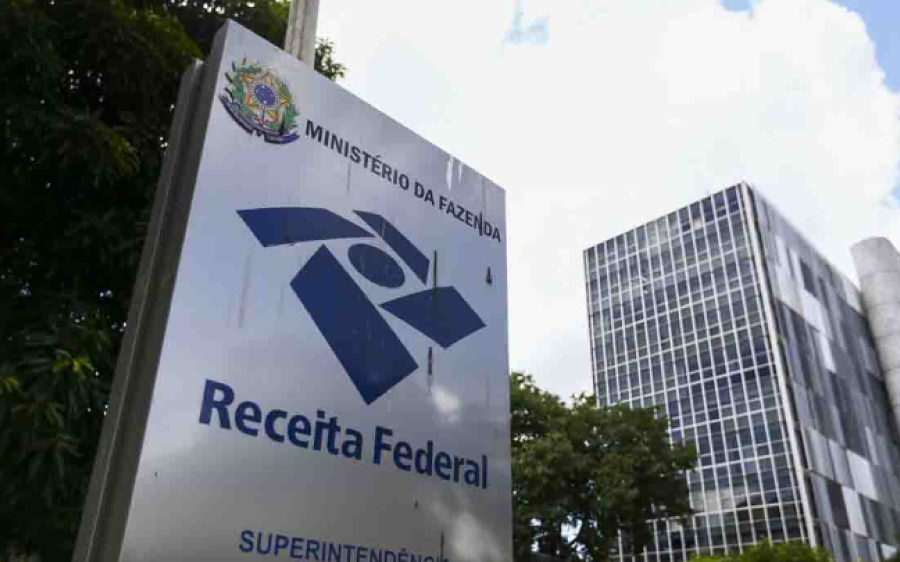 Receita Federal anuncia  convocação de todos os  aprovados no concurso de 2023
